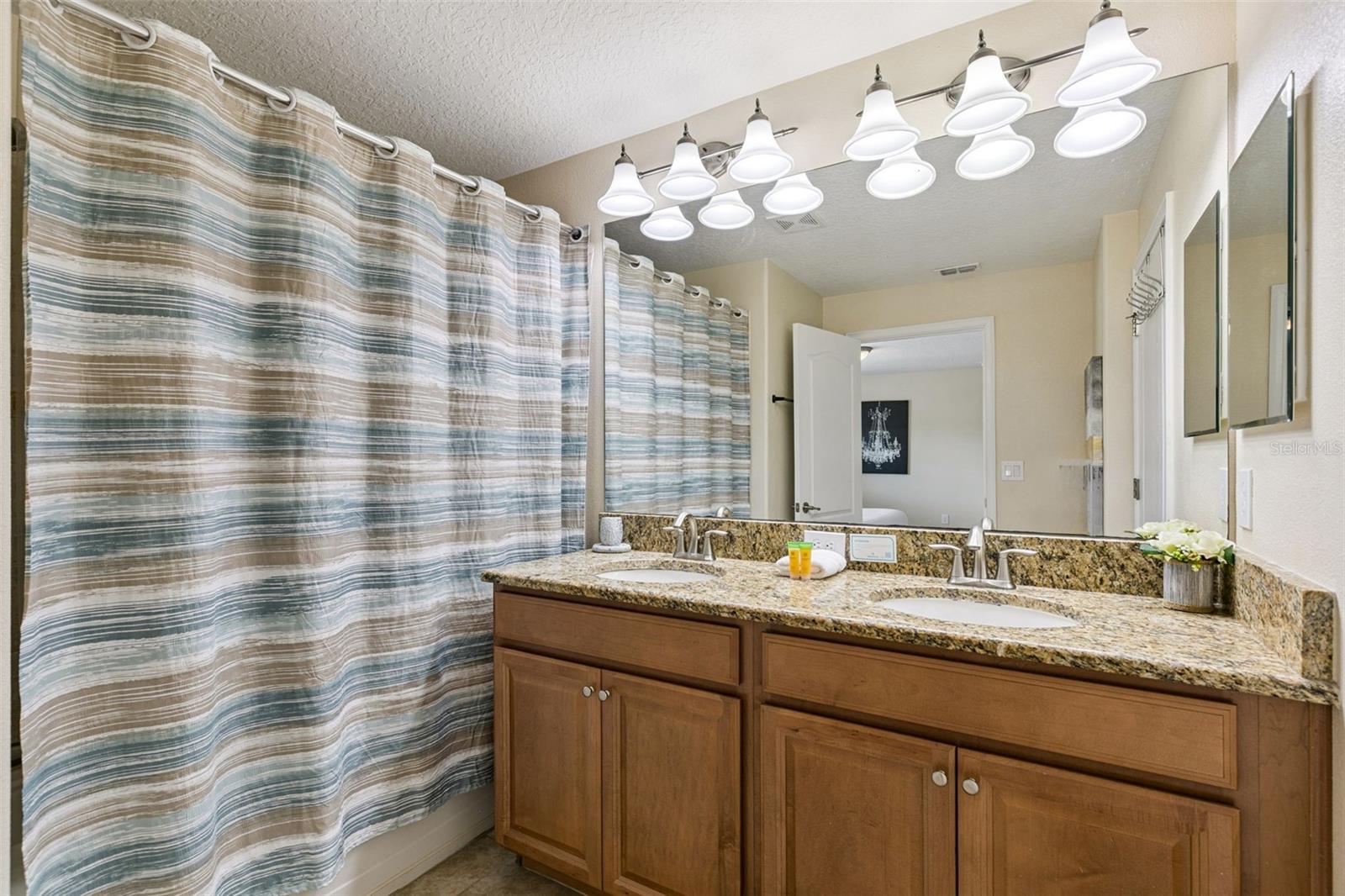 4839 Clock Tower Dr Property Photo 18