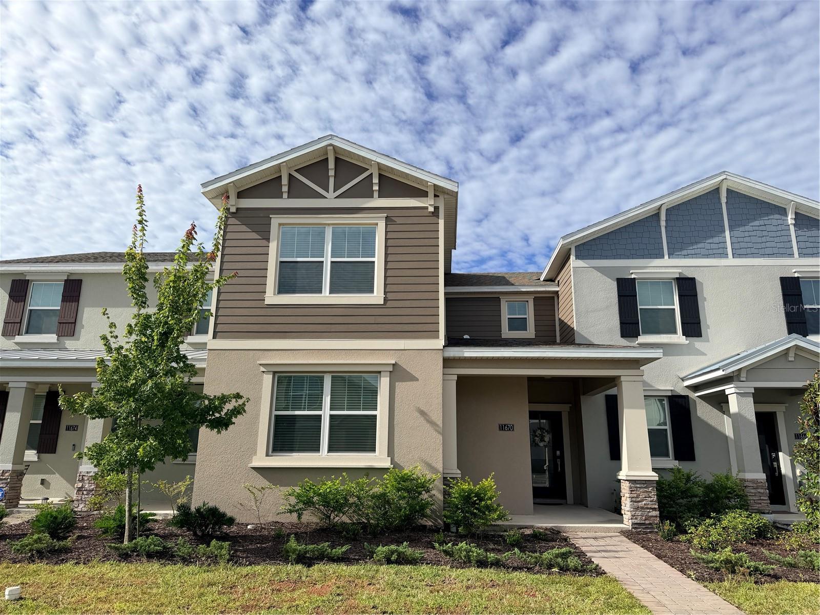 11670 BOLDFACE DR Property Photo 1