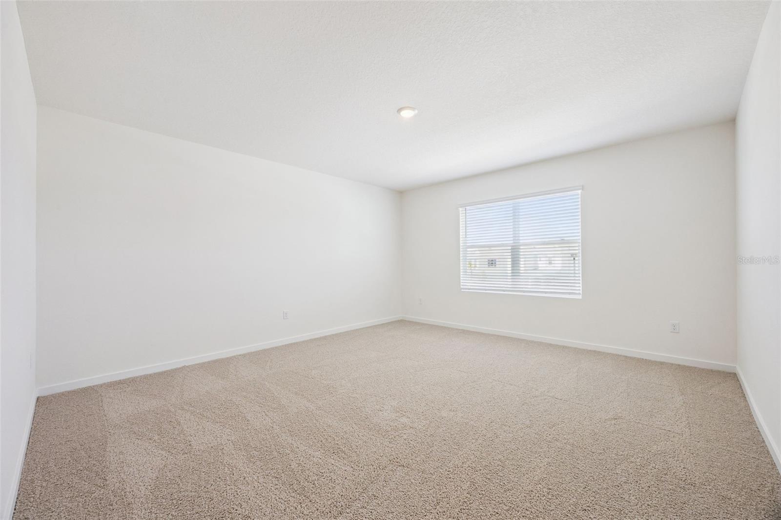 5249 Marshelder St Property Photo 14