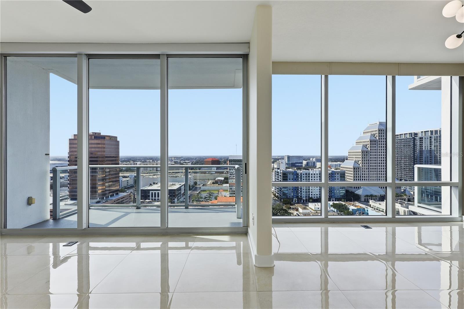 150 E Robinson St #20c Property Photo 14