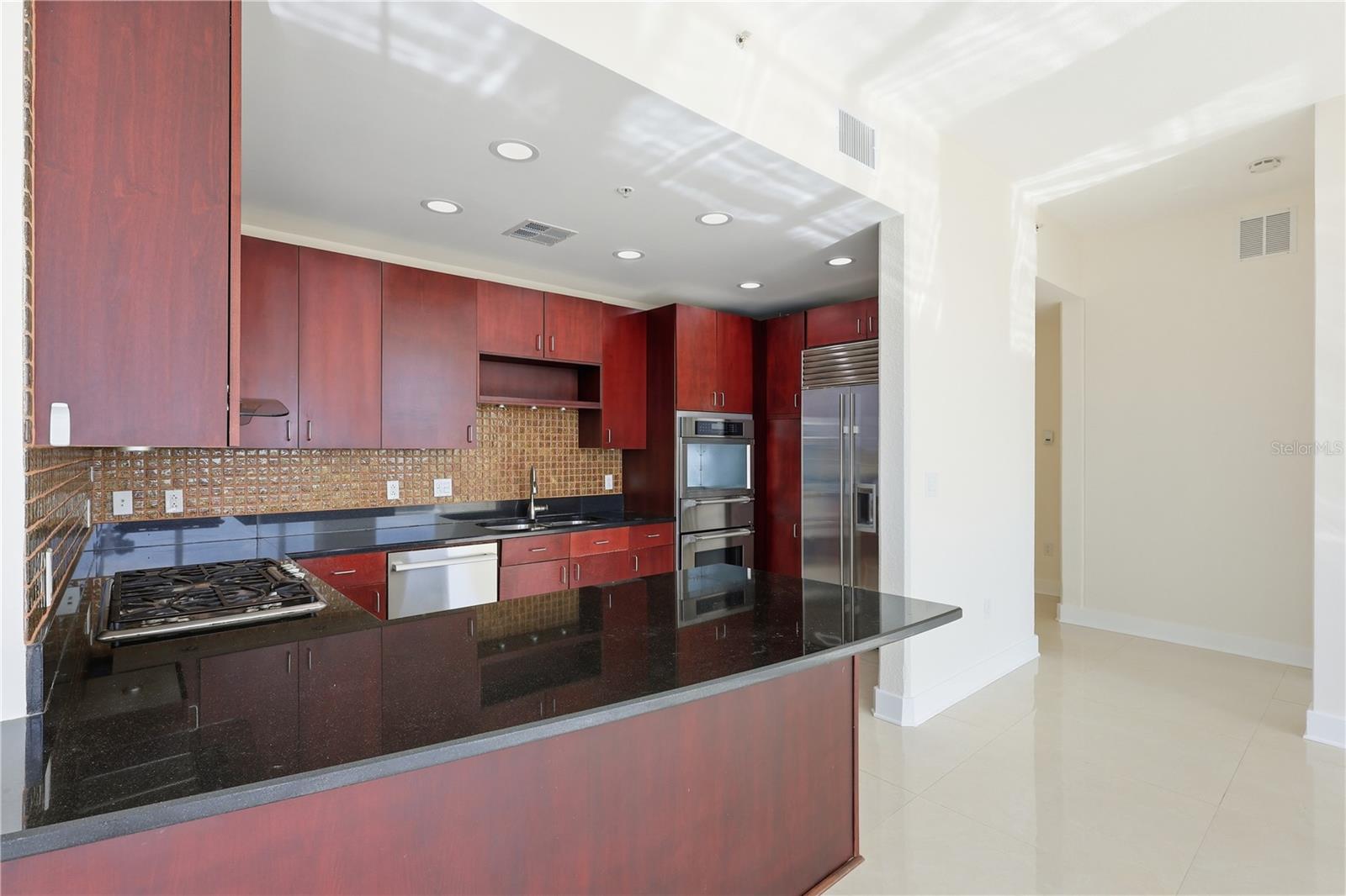 150 E Robinson St #20c Property Photo 19