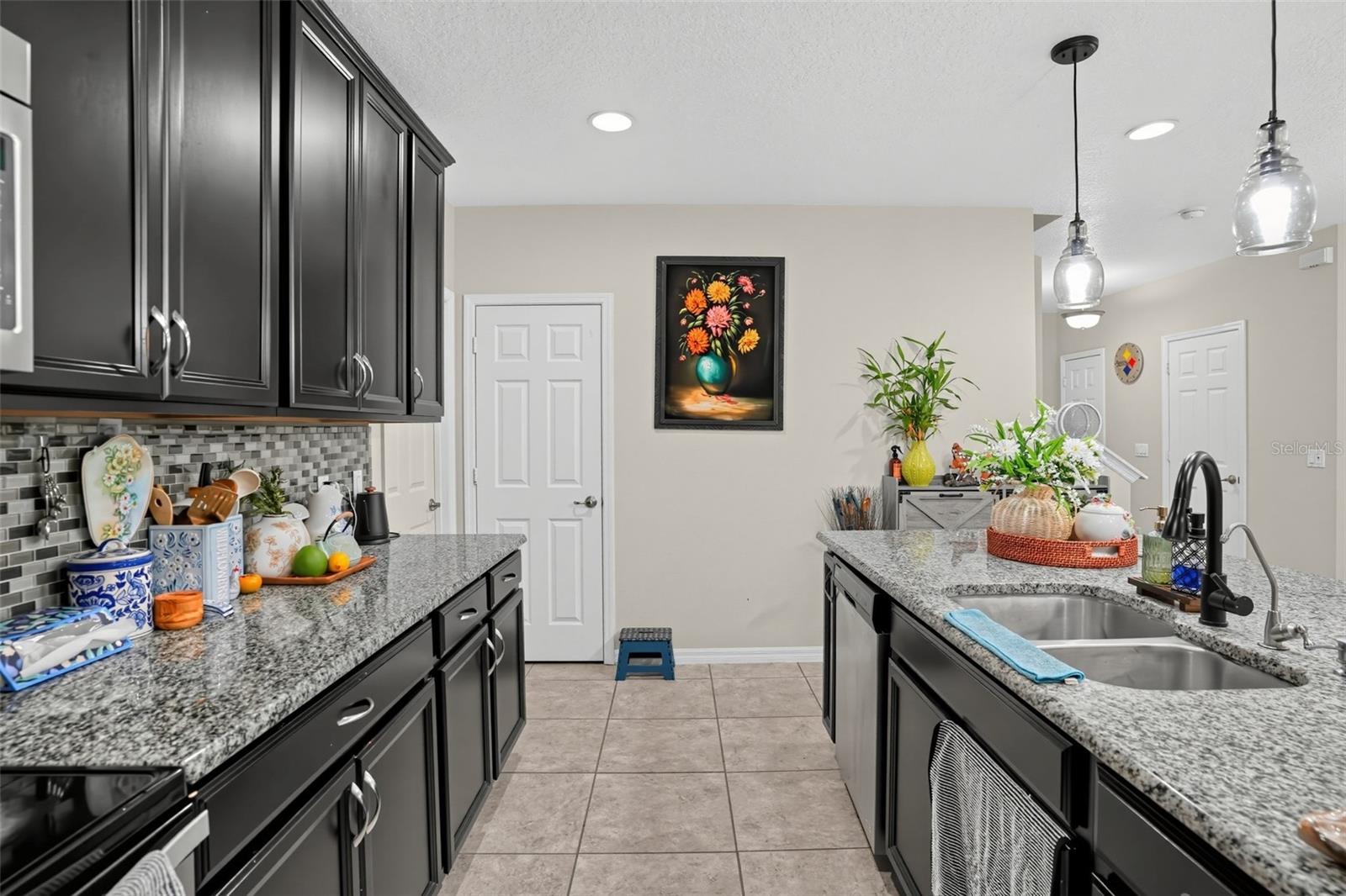 2612 Waterline St Property Photo 10