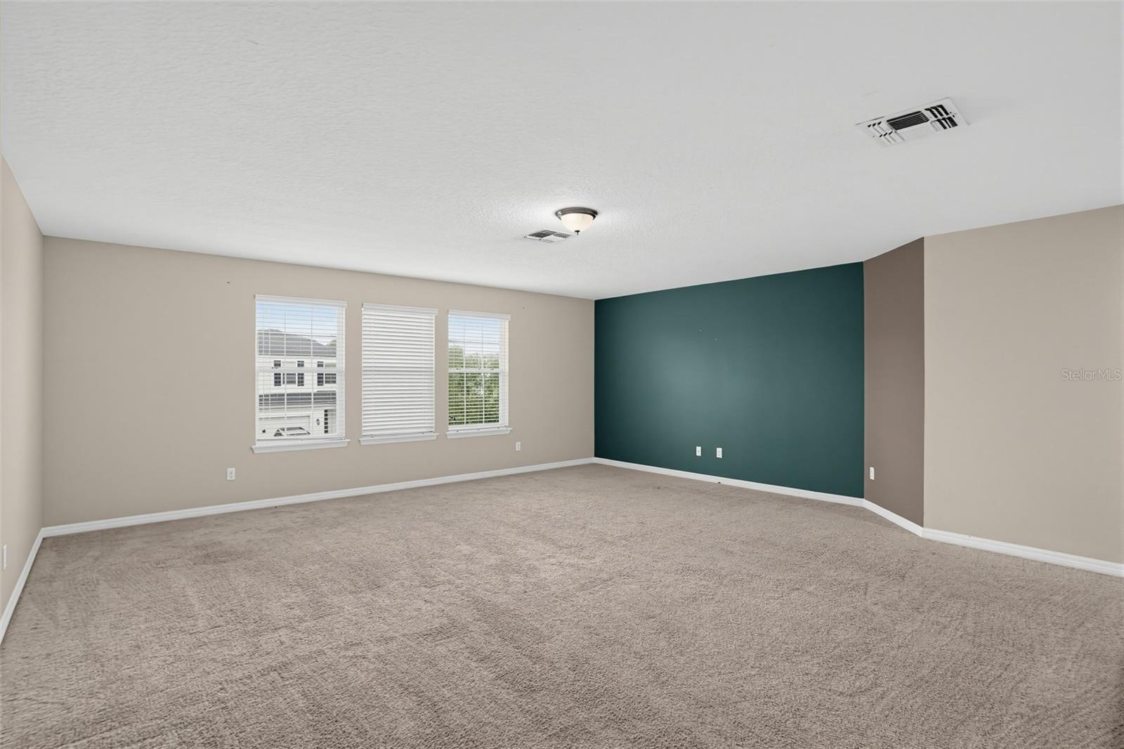 2612 Waterline St Property Photo 18