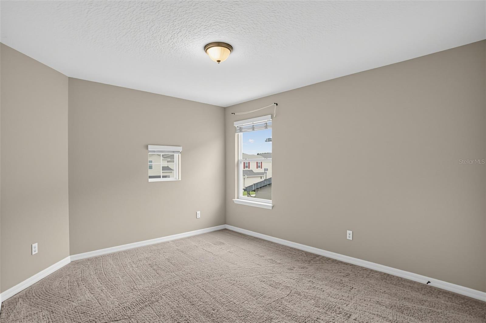 2612 Waterline St Property Photo 19