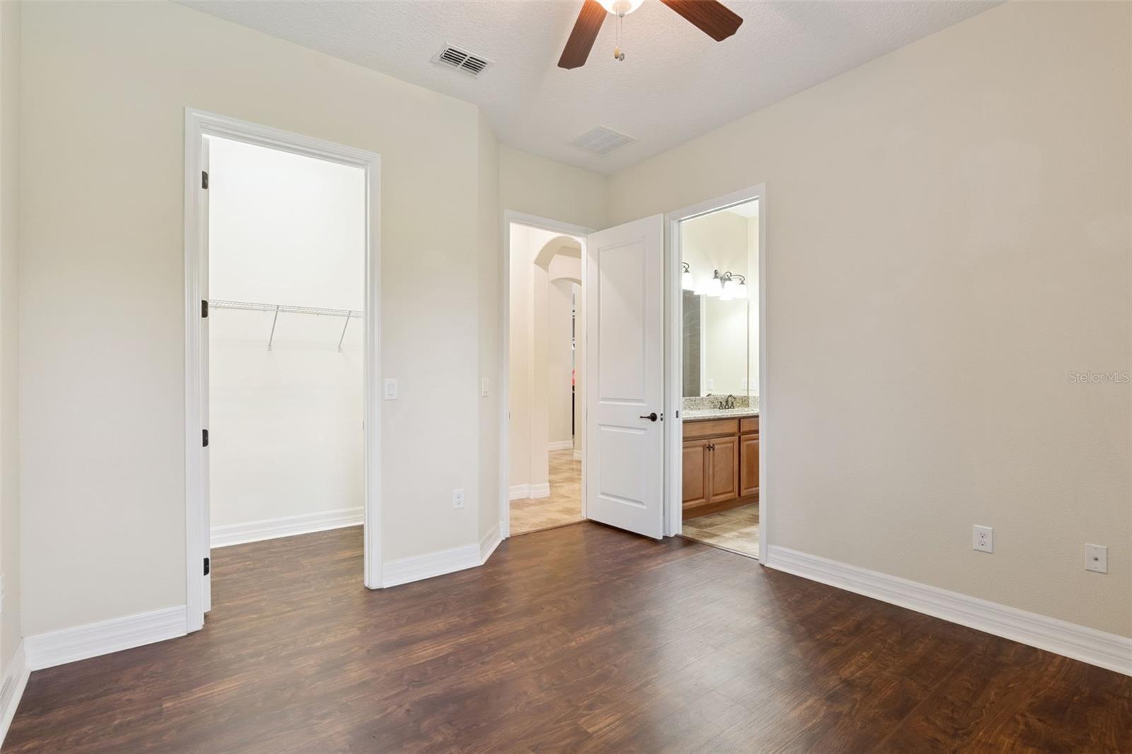25444 Hawks Run Ln Property Photo 25
