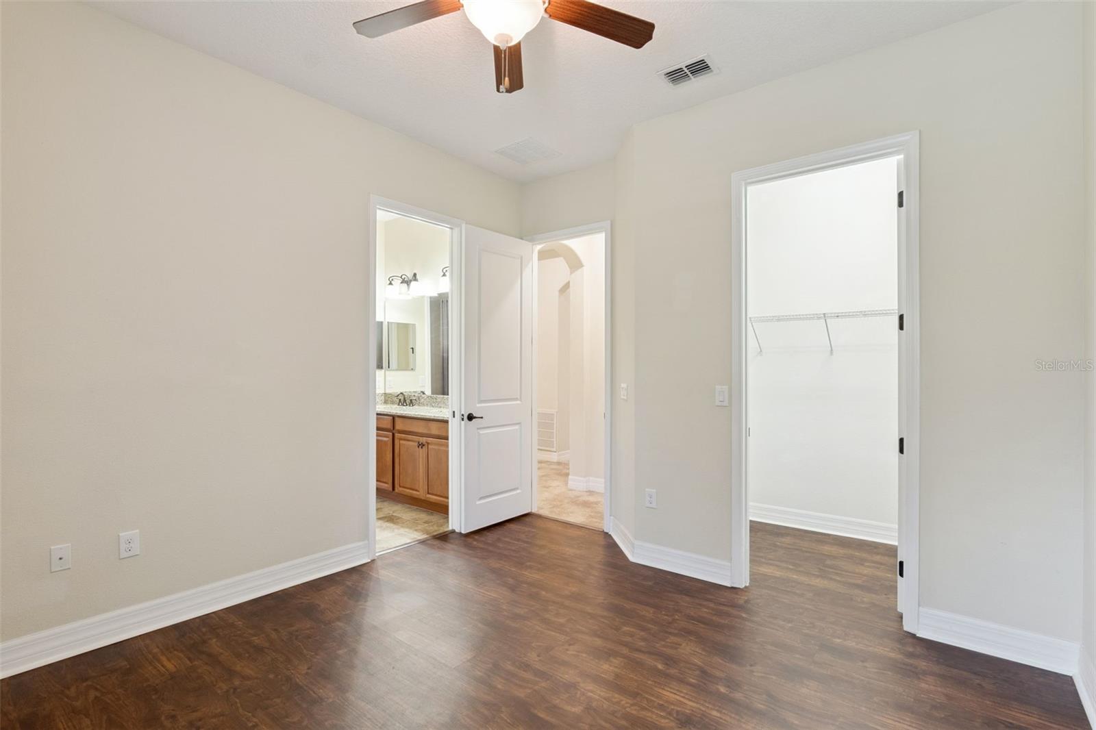 25444 Hawks Run Ln Property Photo 28