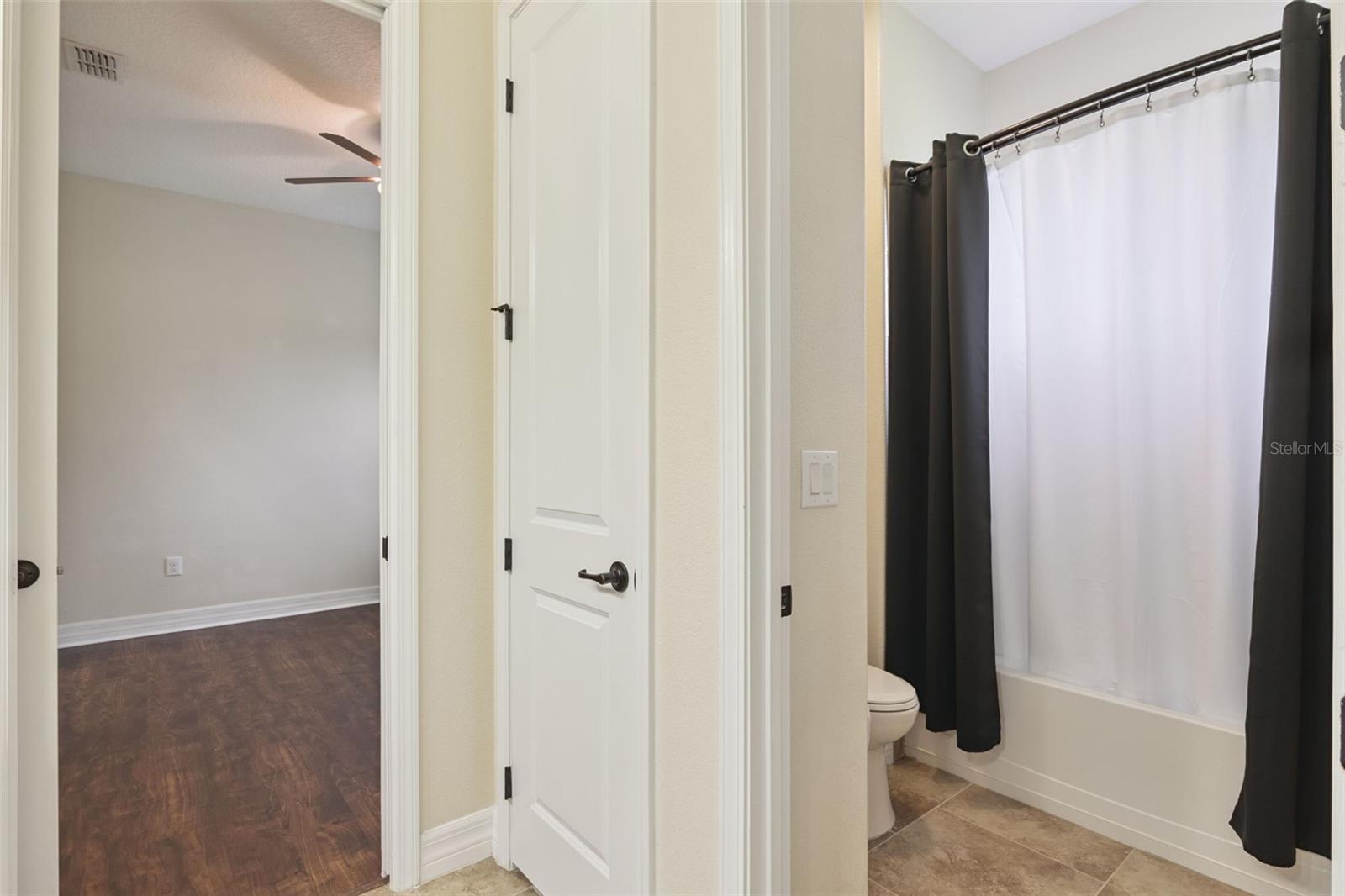25444 Hawks Run Ln Property Photo 33