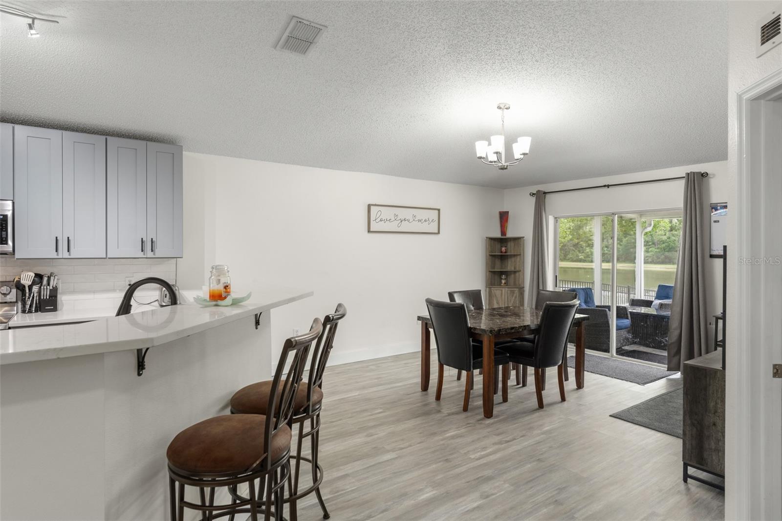 1827 Corner Meadow Cir Property Photo 8