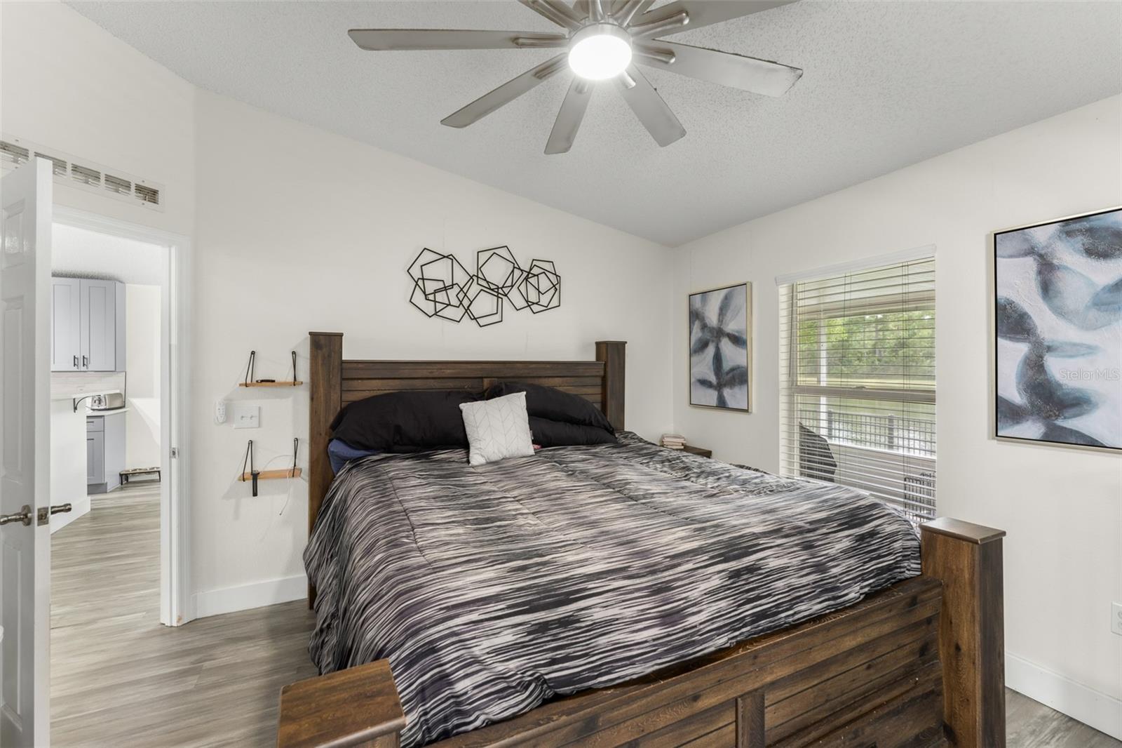 1827 Corner Meadow Cir Property Photo 17