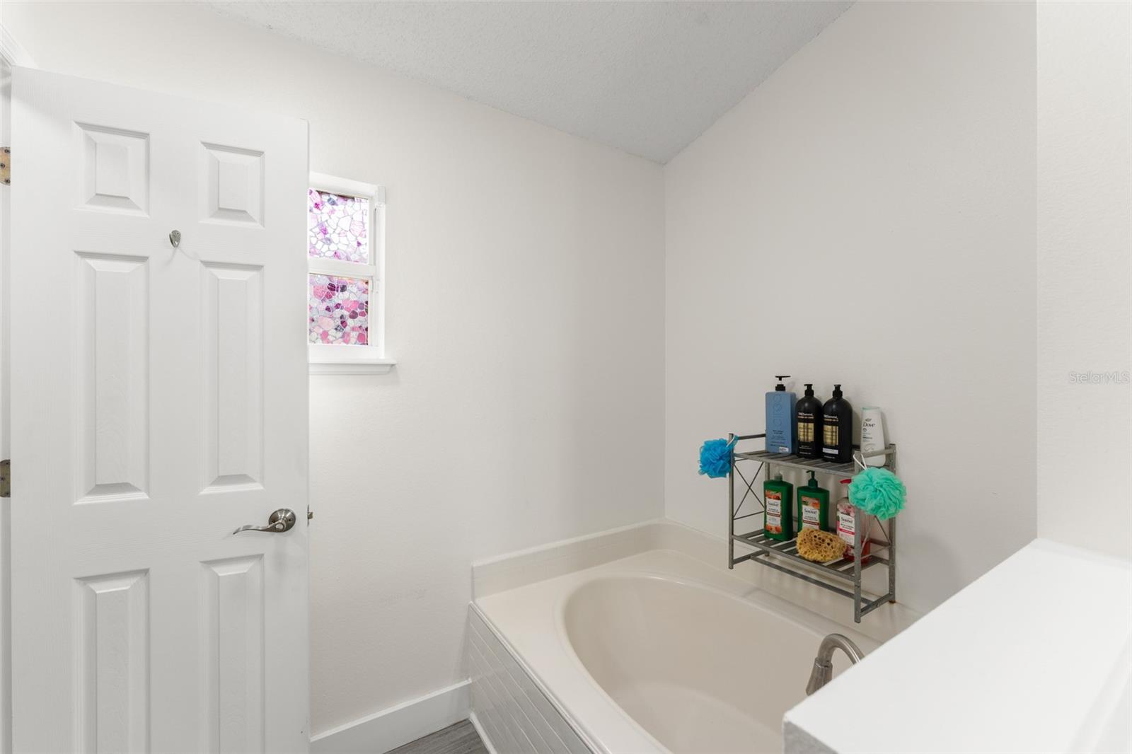 1827 Corner Meadow Cir Property Photo 20