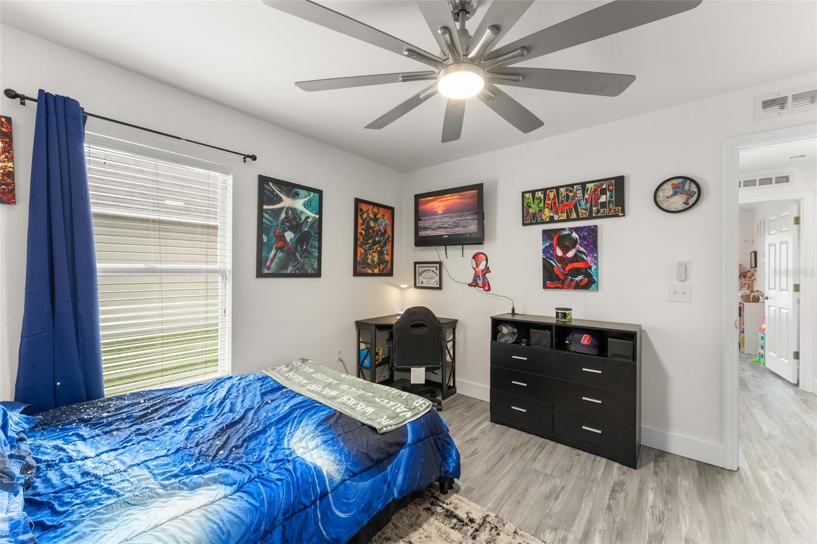 1827 Corner Meadow Cir Property Photo 27