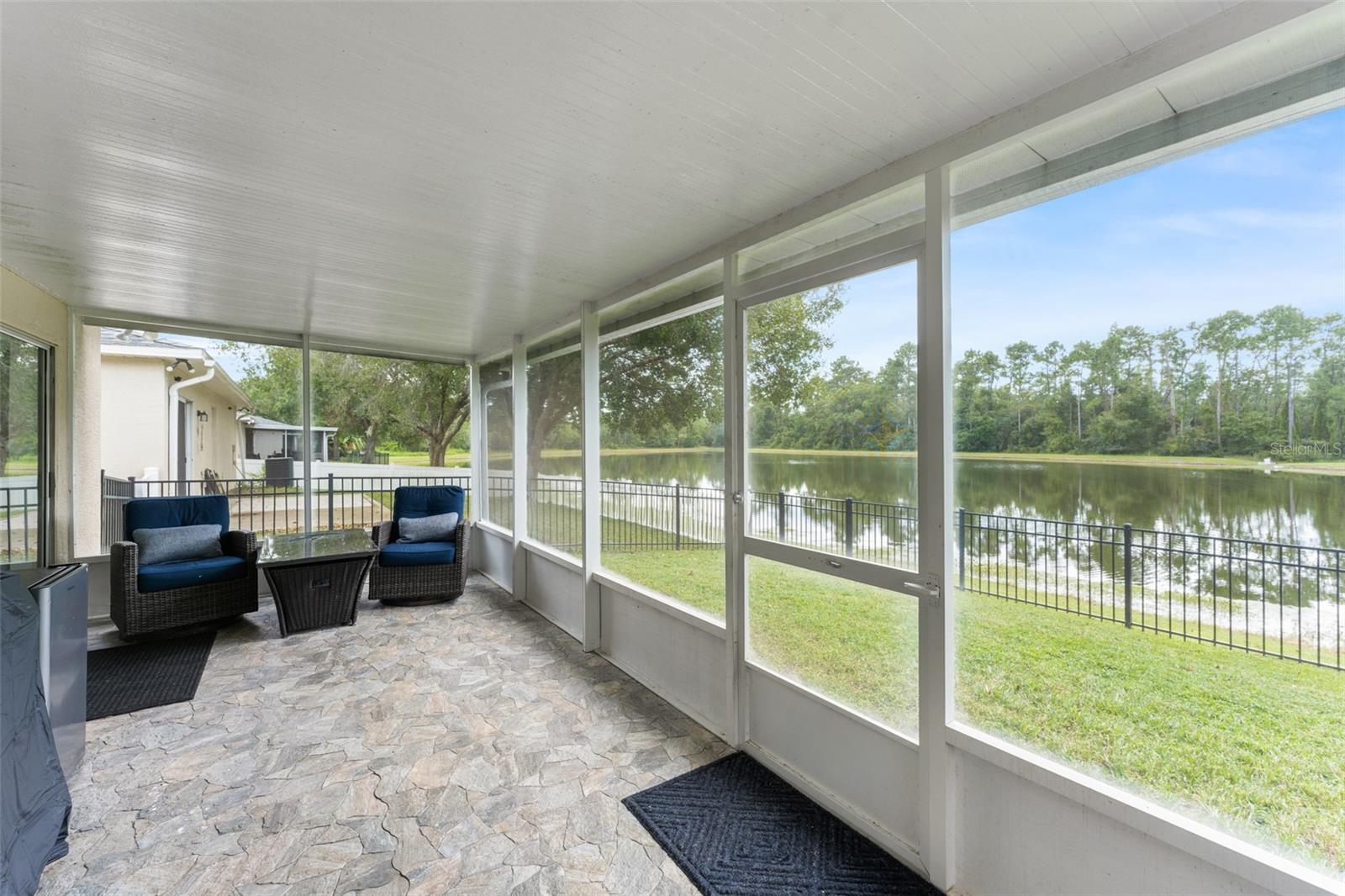 1827 Corner Meadow Cir Property Photo 31