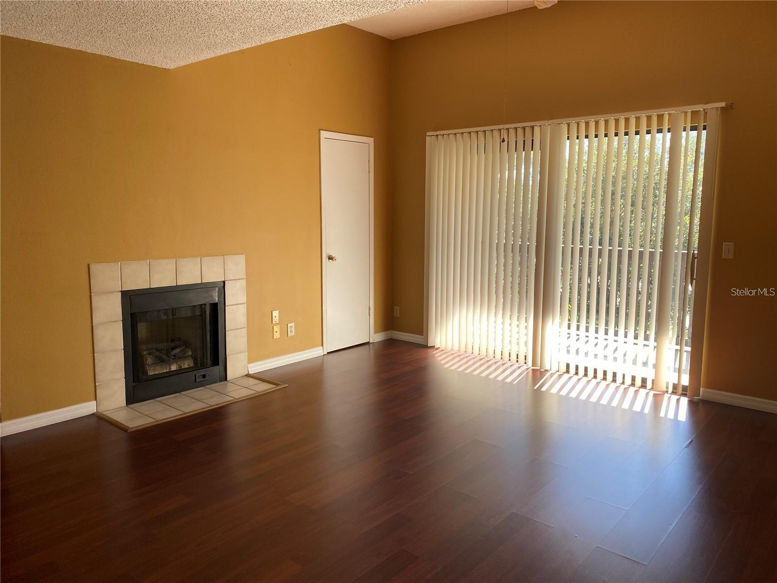 320 Forestway Cir #307 Property Photo 4