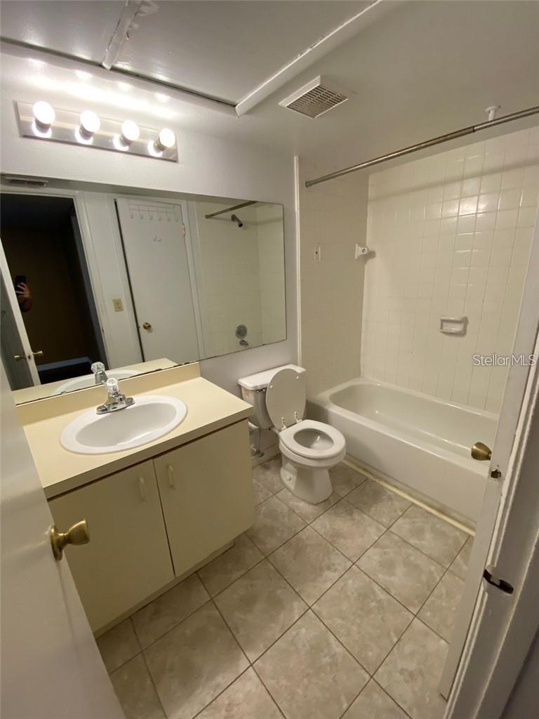 320 Forestway Cir #307 Property Photo 11