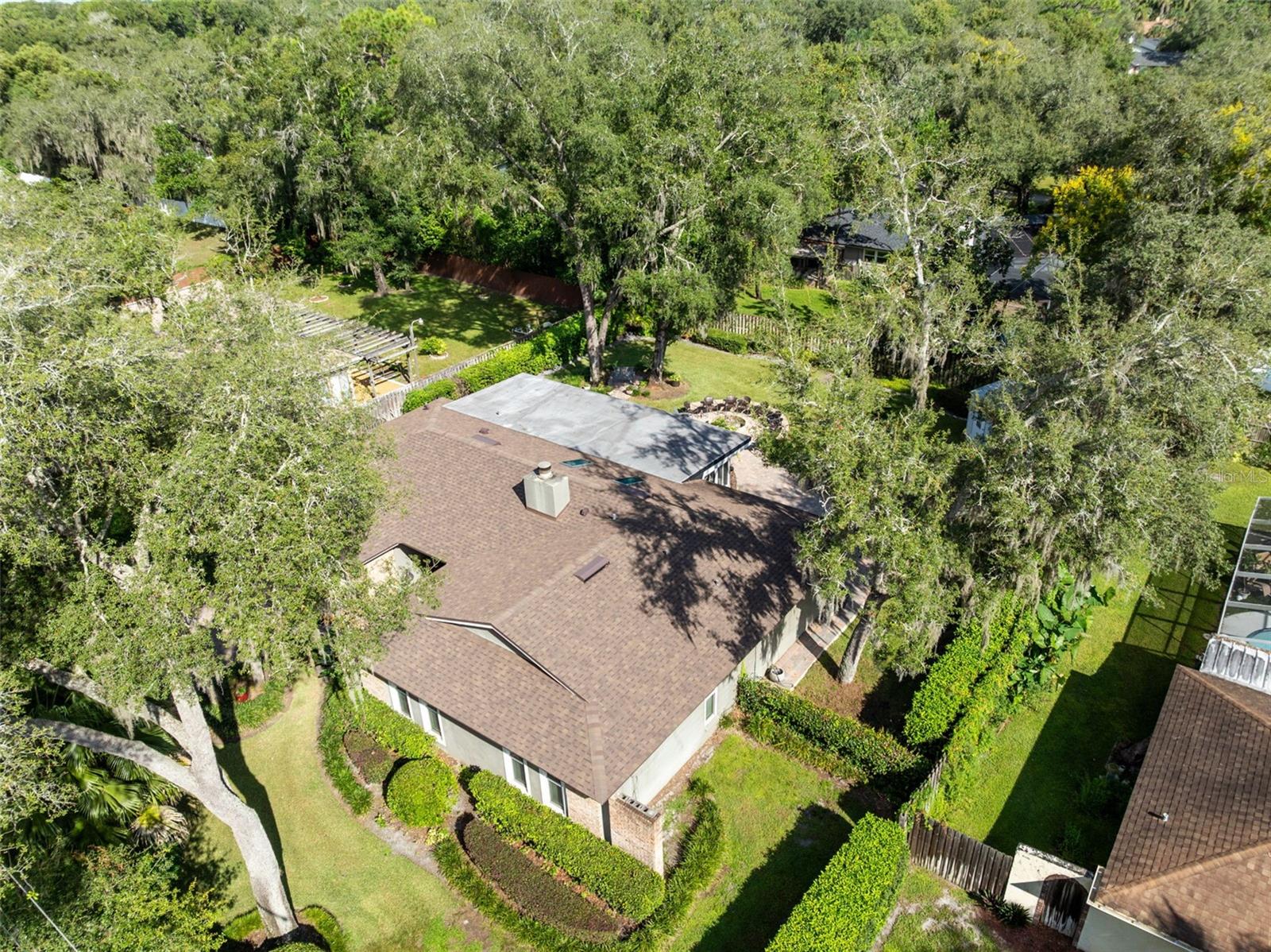 1310 Stanley St Property Photo 6