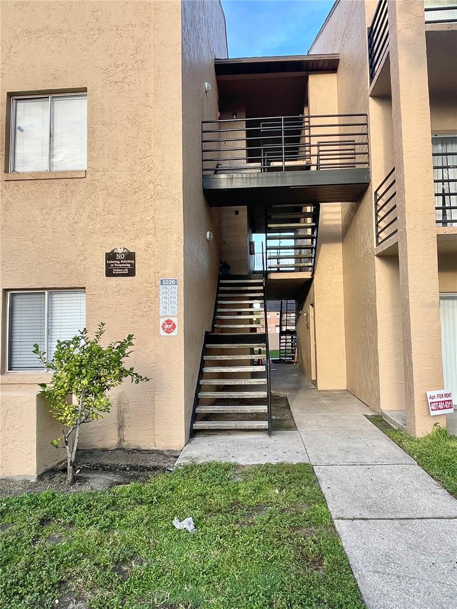 5226 Via Hacienda Cir #a214 Property Photo 2