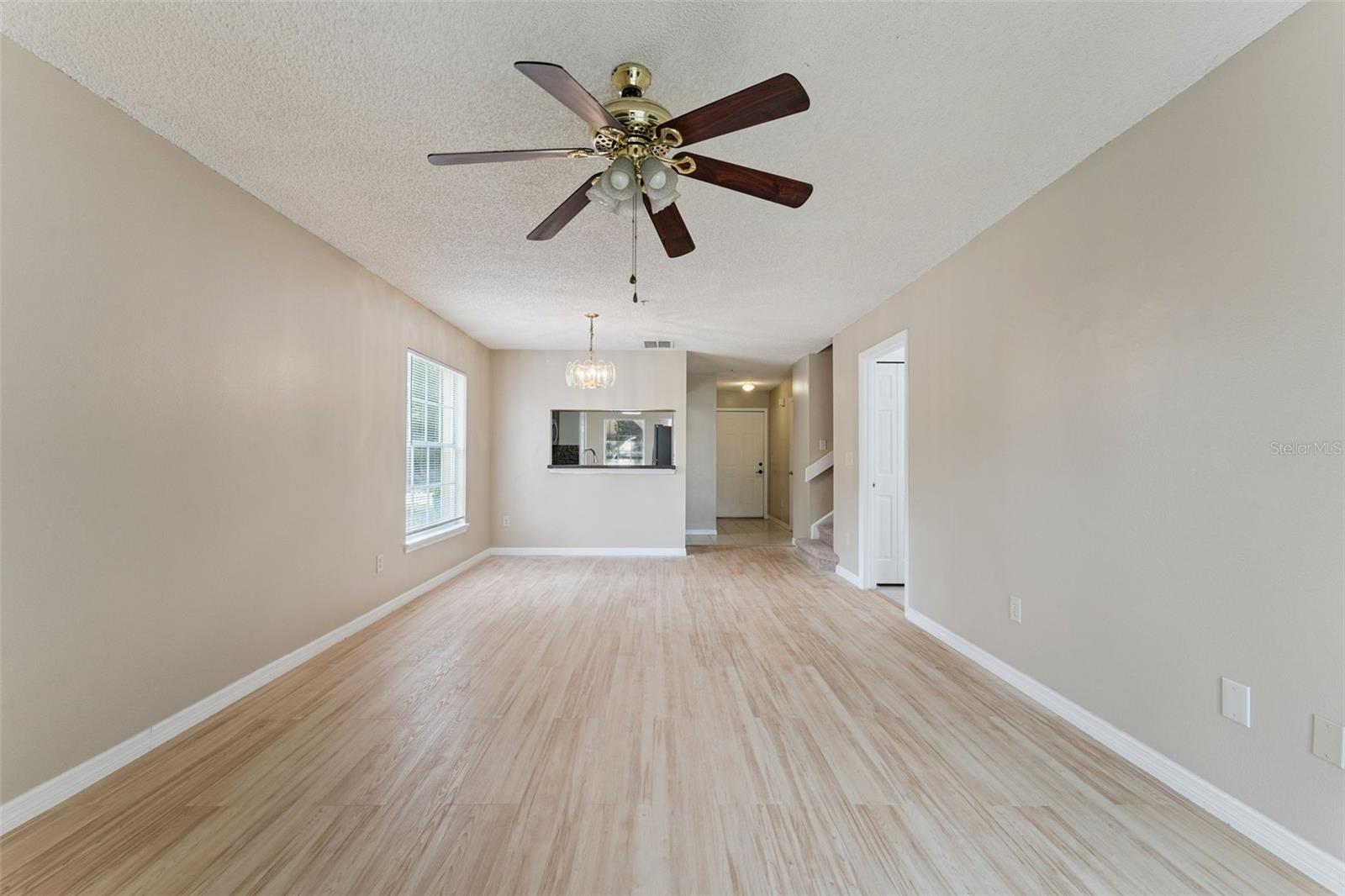 1192 N Fairway Dr #1192 Property Photo 3