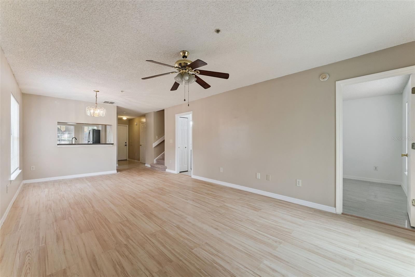 1192 N Fairway Dr #1192 Property Photo 4