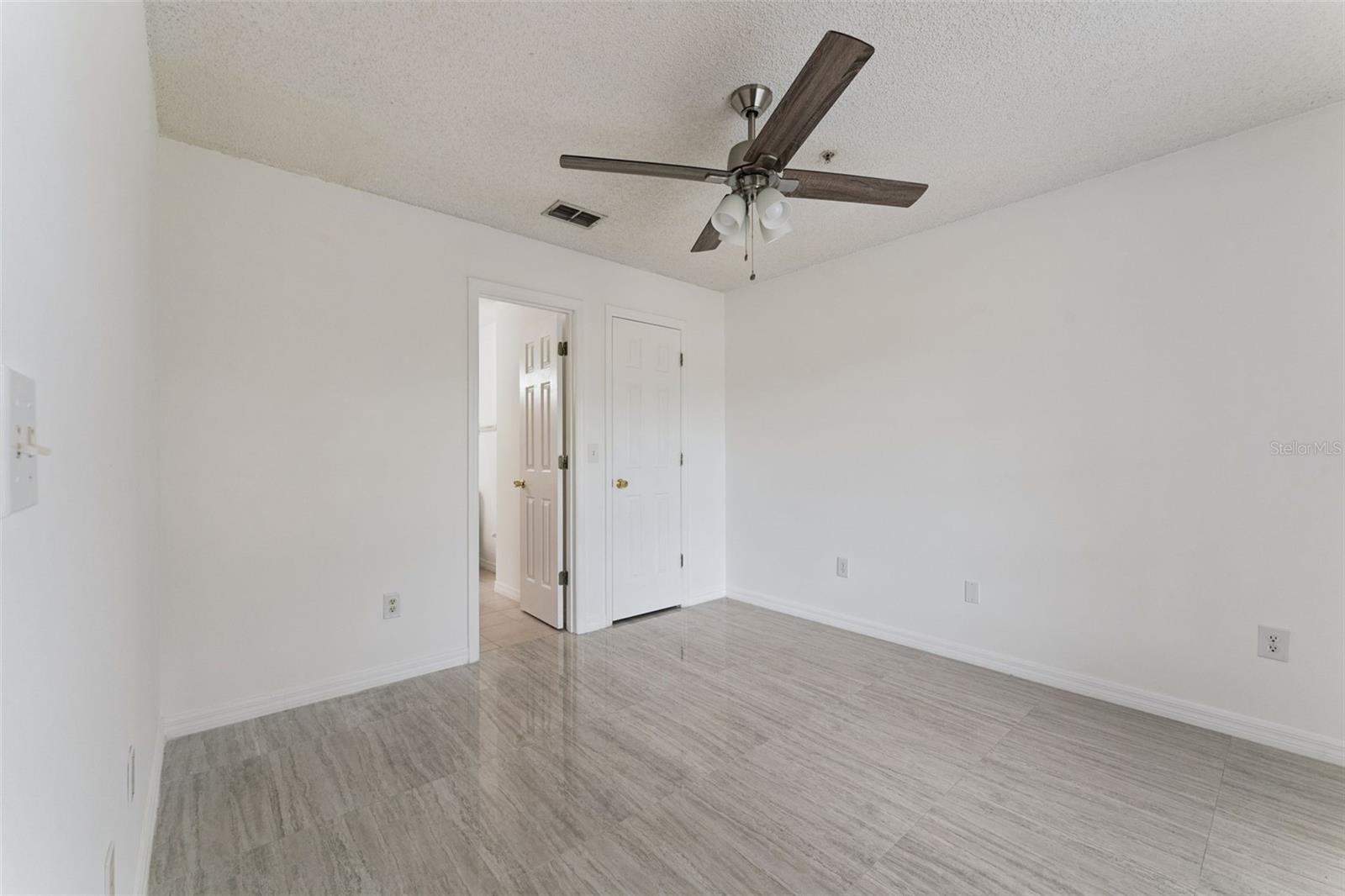 1192 N Fairway Dr #1192 Property Photo 12