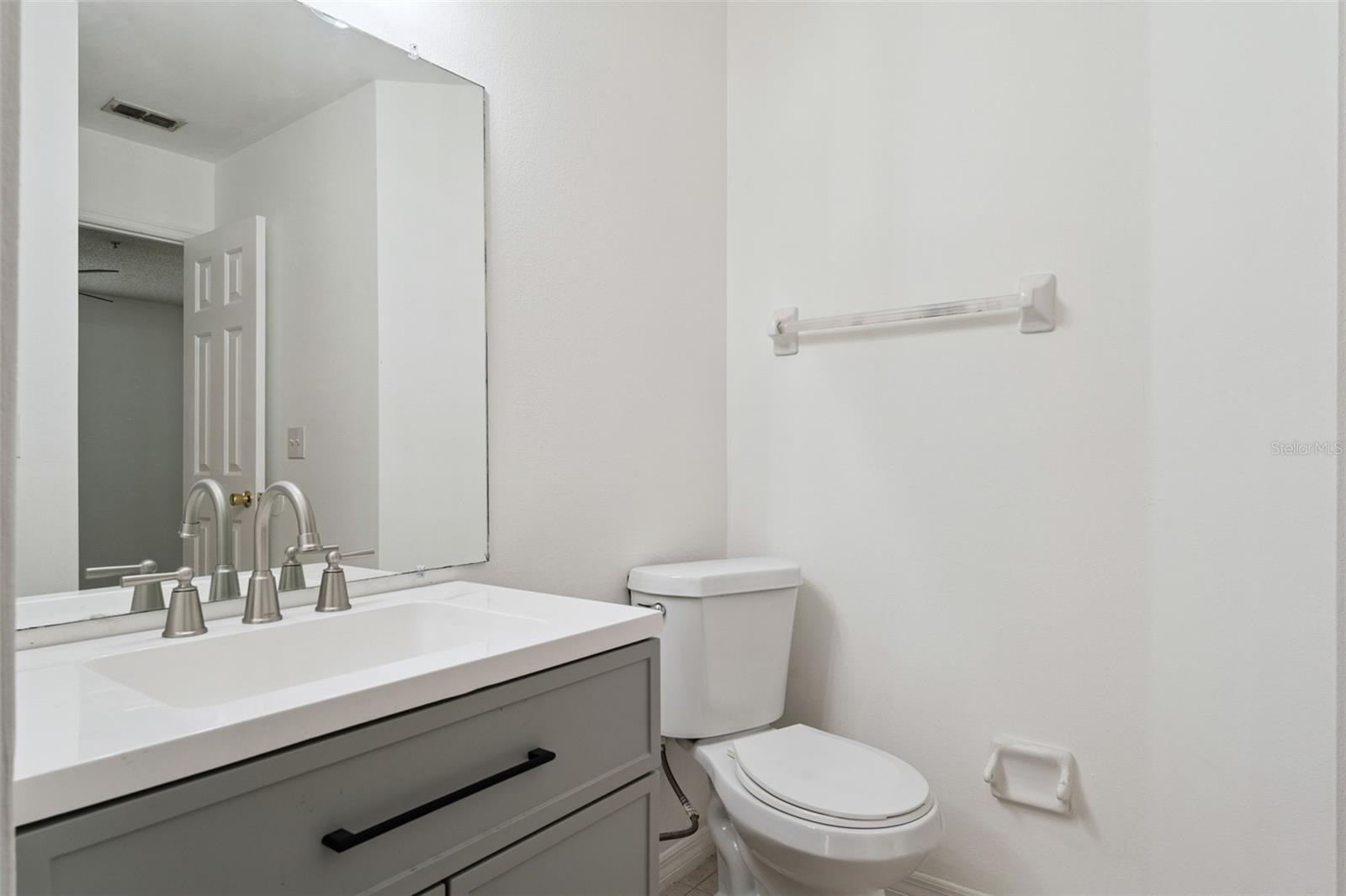 1192 N Fairway Dr #1192 Property Photo 17