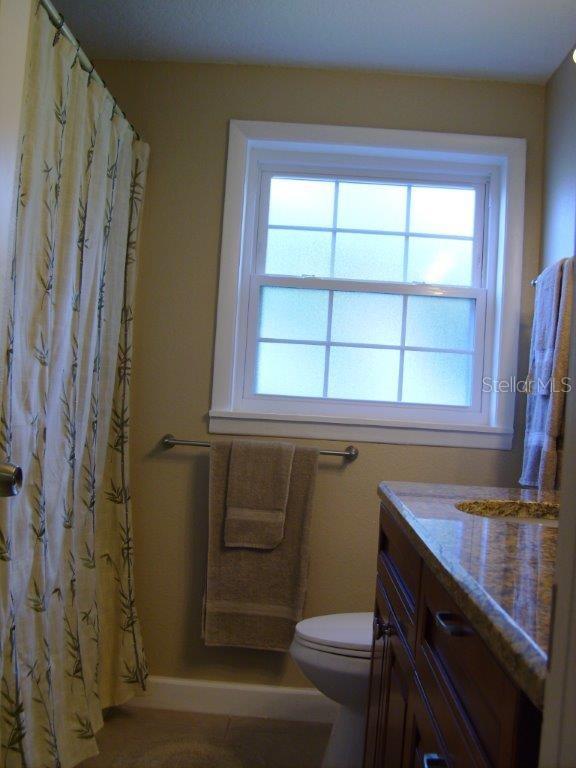 2500 Harrison Ave Property Photo 11