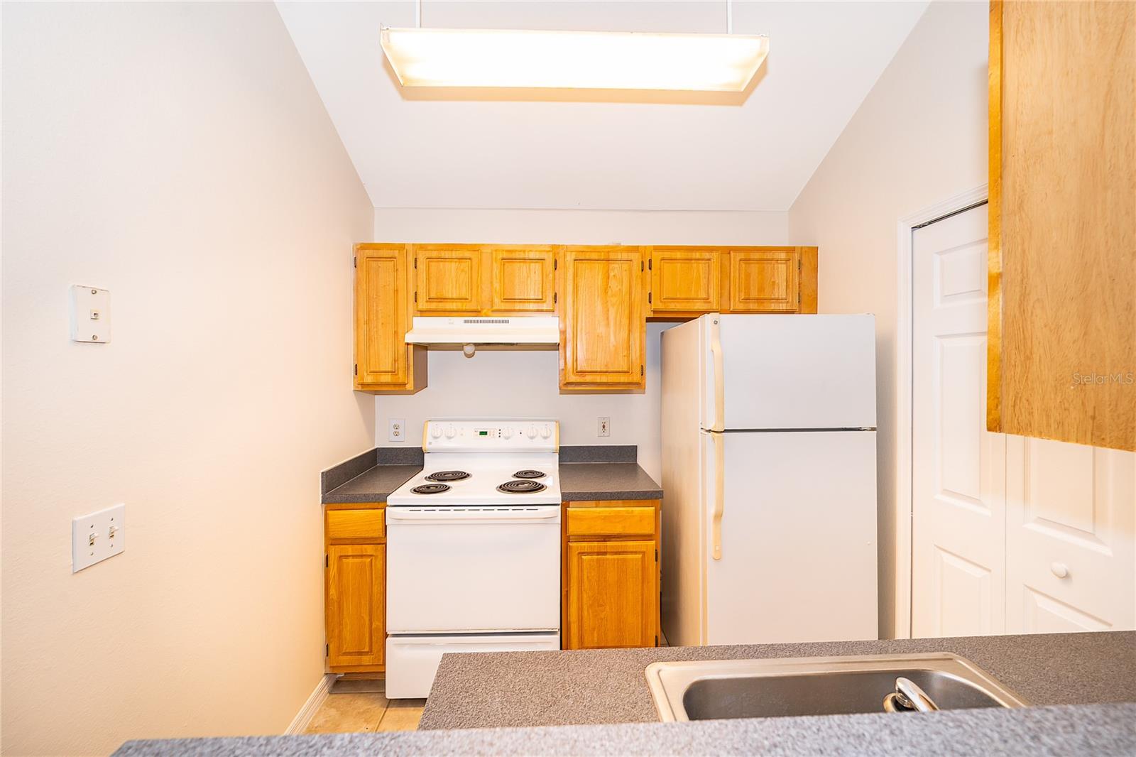 6593 Queens Borough Ave #205 Property Photo 8