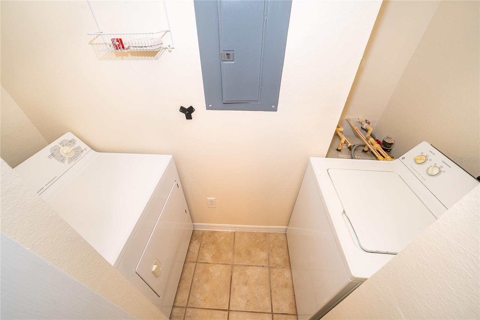 6593 Queens Borough Ave #205 Property Photo 11
