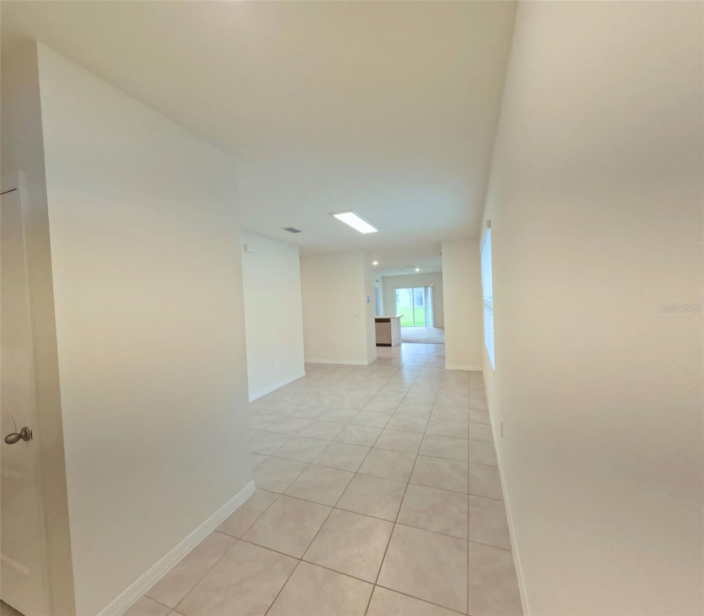 2222 Elmsford Pt Property Photo 4
