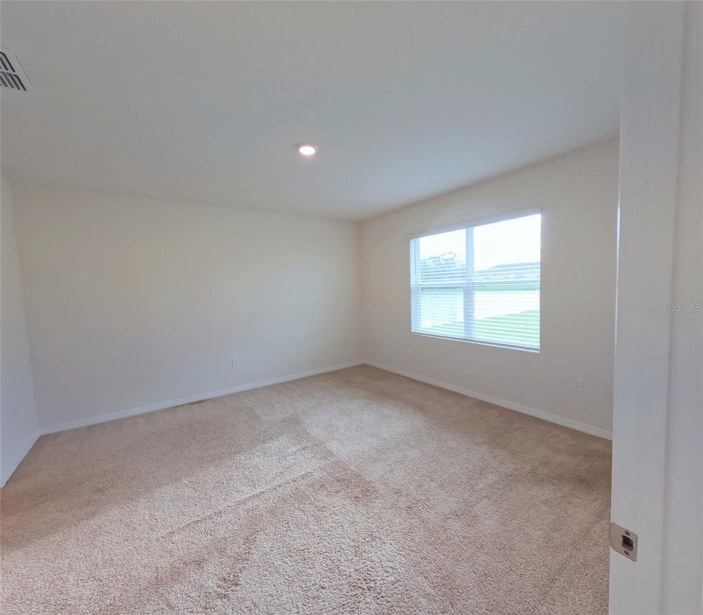2222 Elmsford Pt Property Photo 9