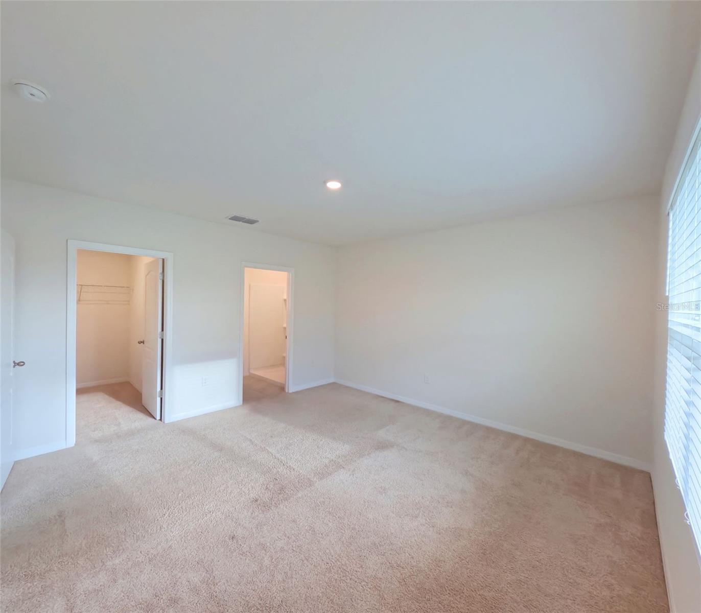 2222 Elmsford Pt Property Photo 10