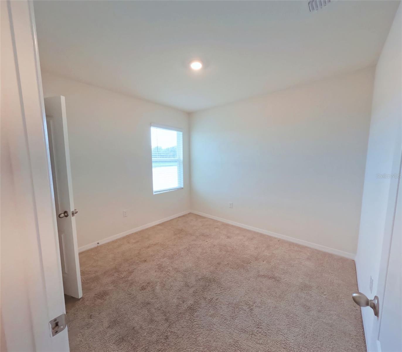 2222 Elmsford Pt Property Photo 14