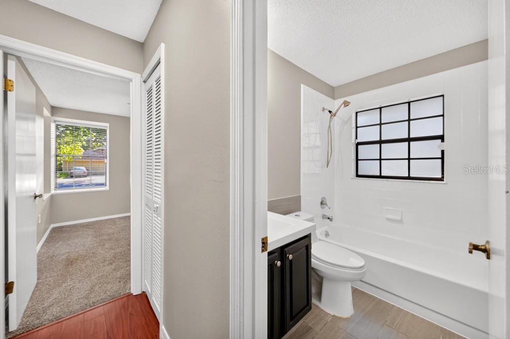 1052 Piedmont Oaks Dr Property Photo 60