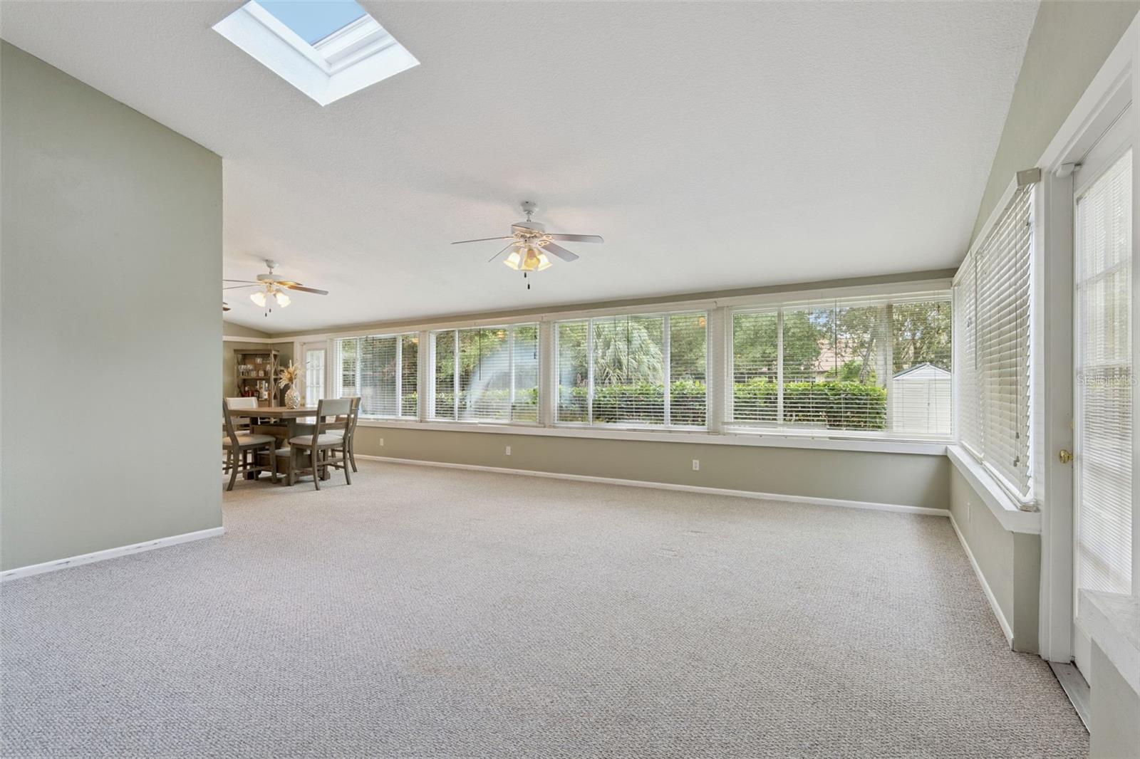 1521 Frances Dr Property Photo 23