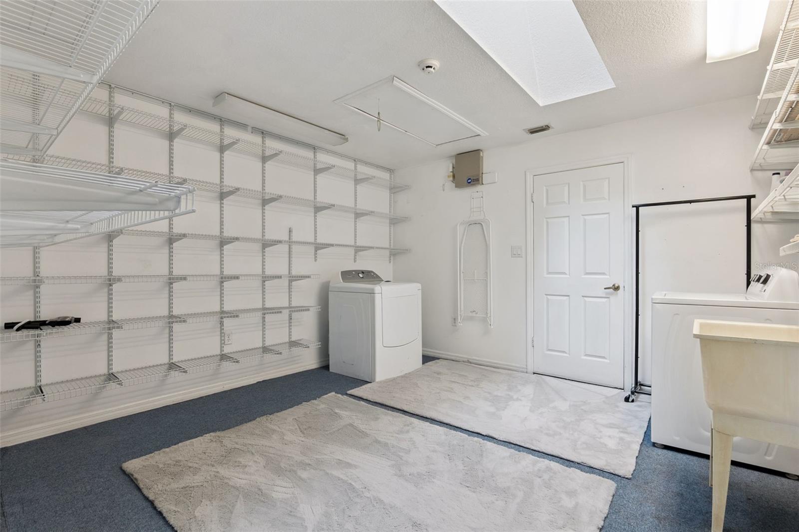 1521 Frances Dr Property Photo 25