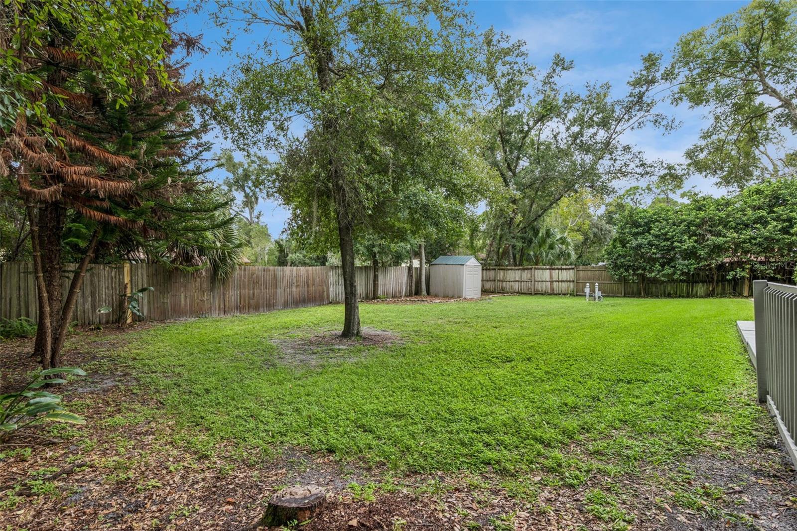 1521 Frances Dr Property Photo 29