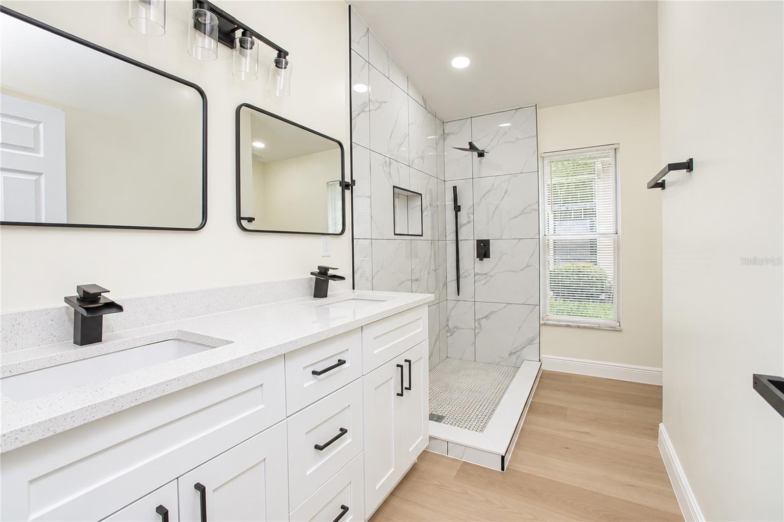 566 Wechsler Cir Property Photo 16