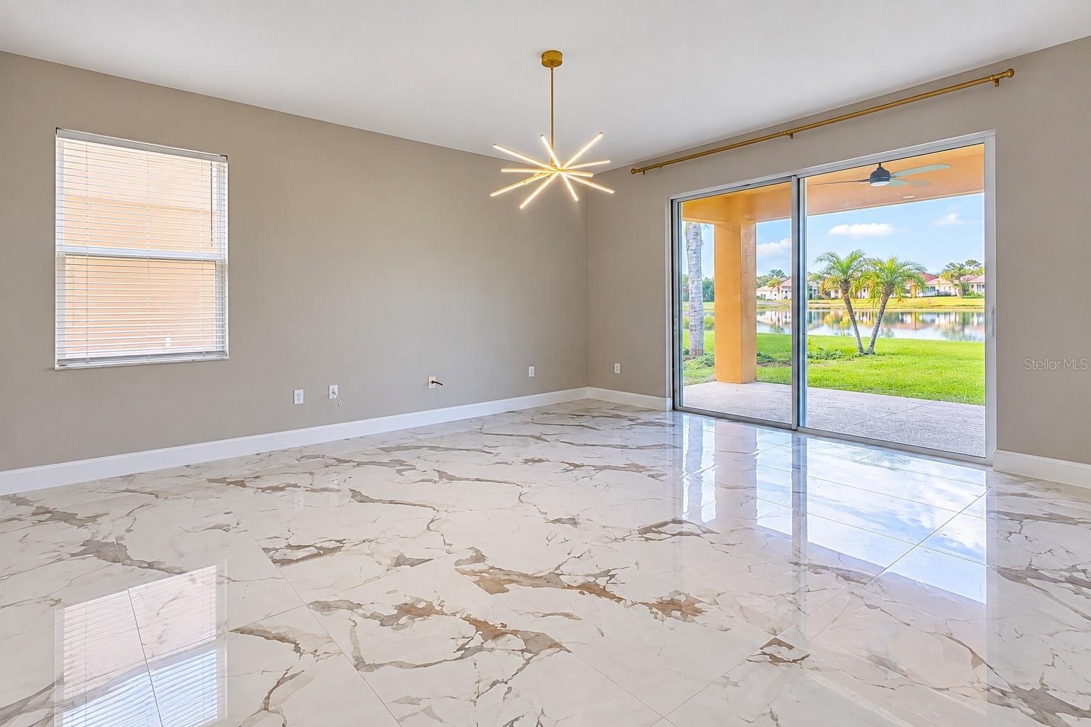 3111 Silver Fin Way Property Photo 10
