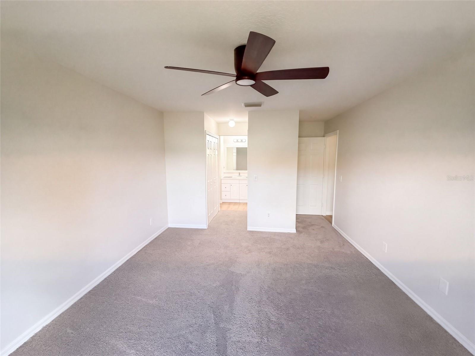 2998 Firwood Ave Se Property Photo 4