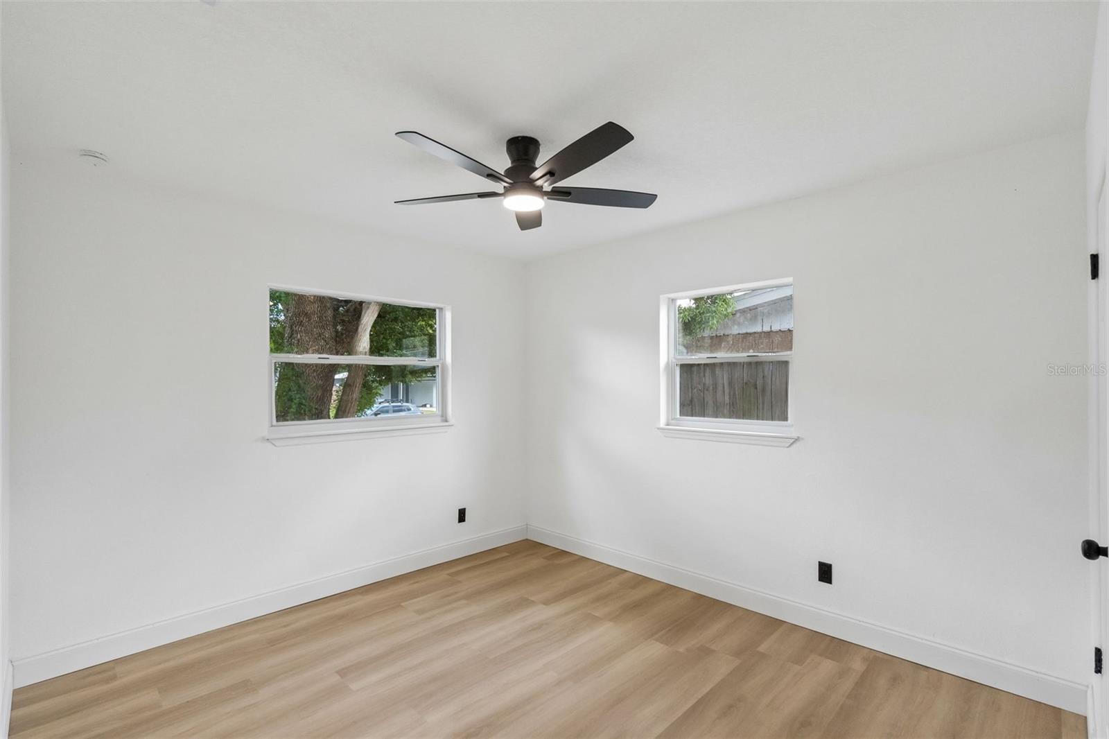 3500 Sutton Dr Property Photo 15