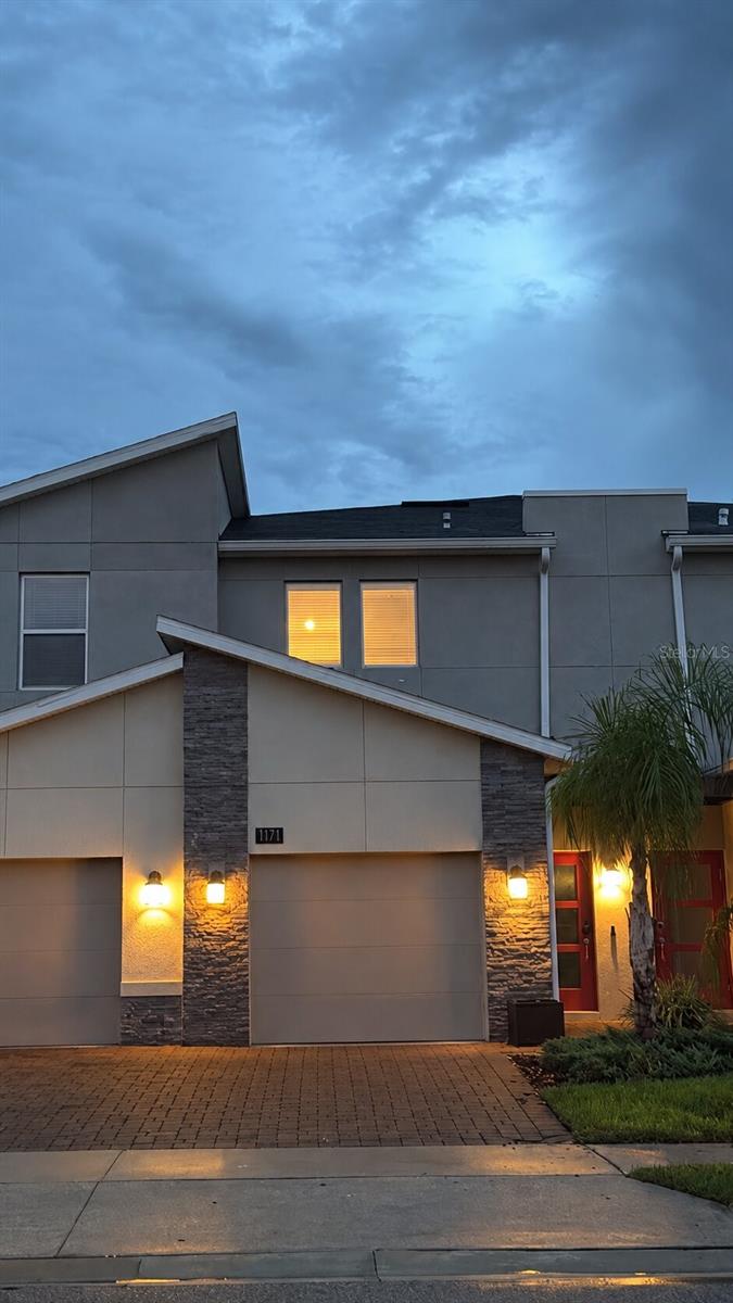 1171 CHALLENGE DR Property Photo 1