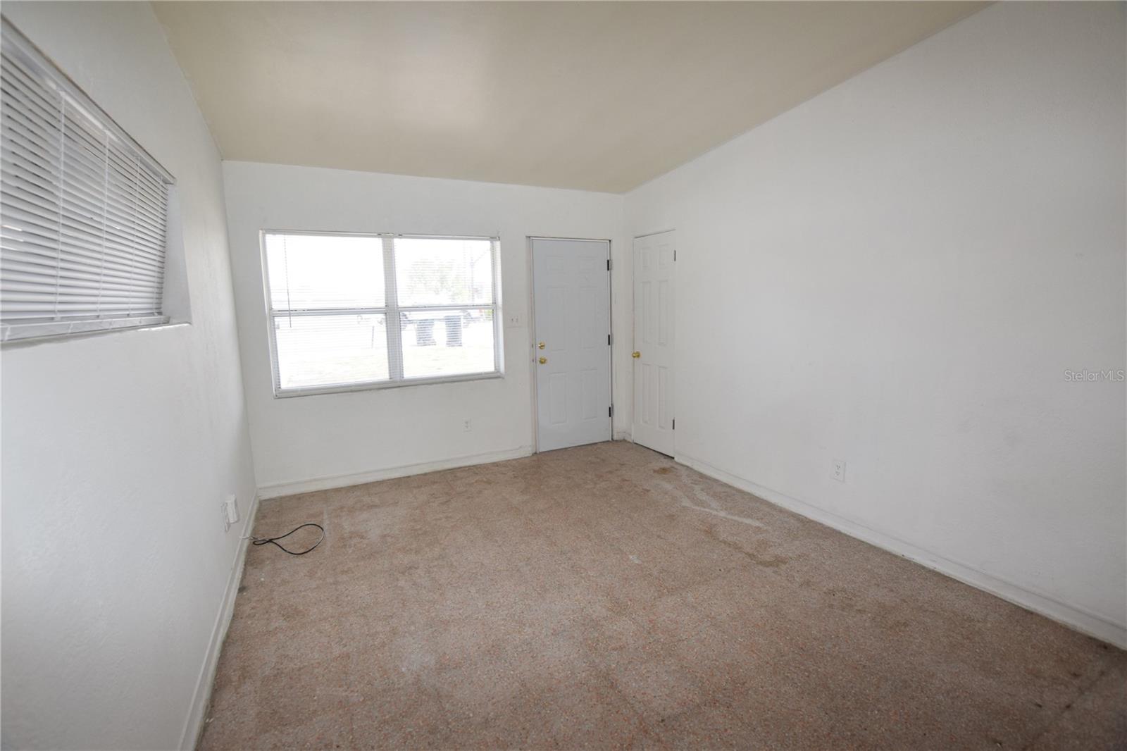 102 W Lancaster Rd Property Photo 7