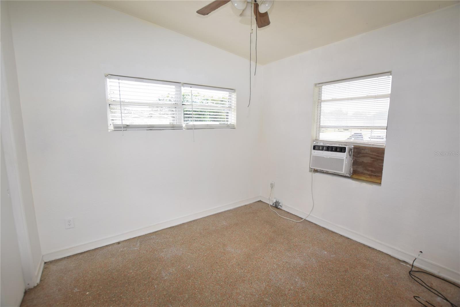 102 W Lancaster Rd Property Photo 14