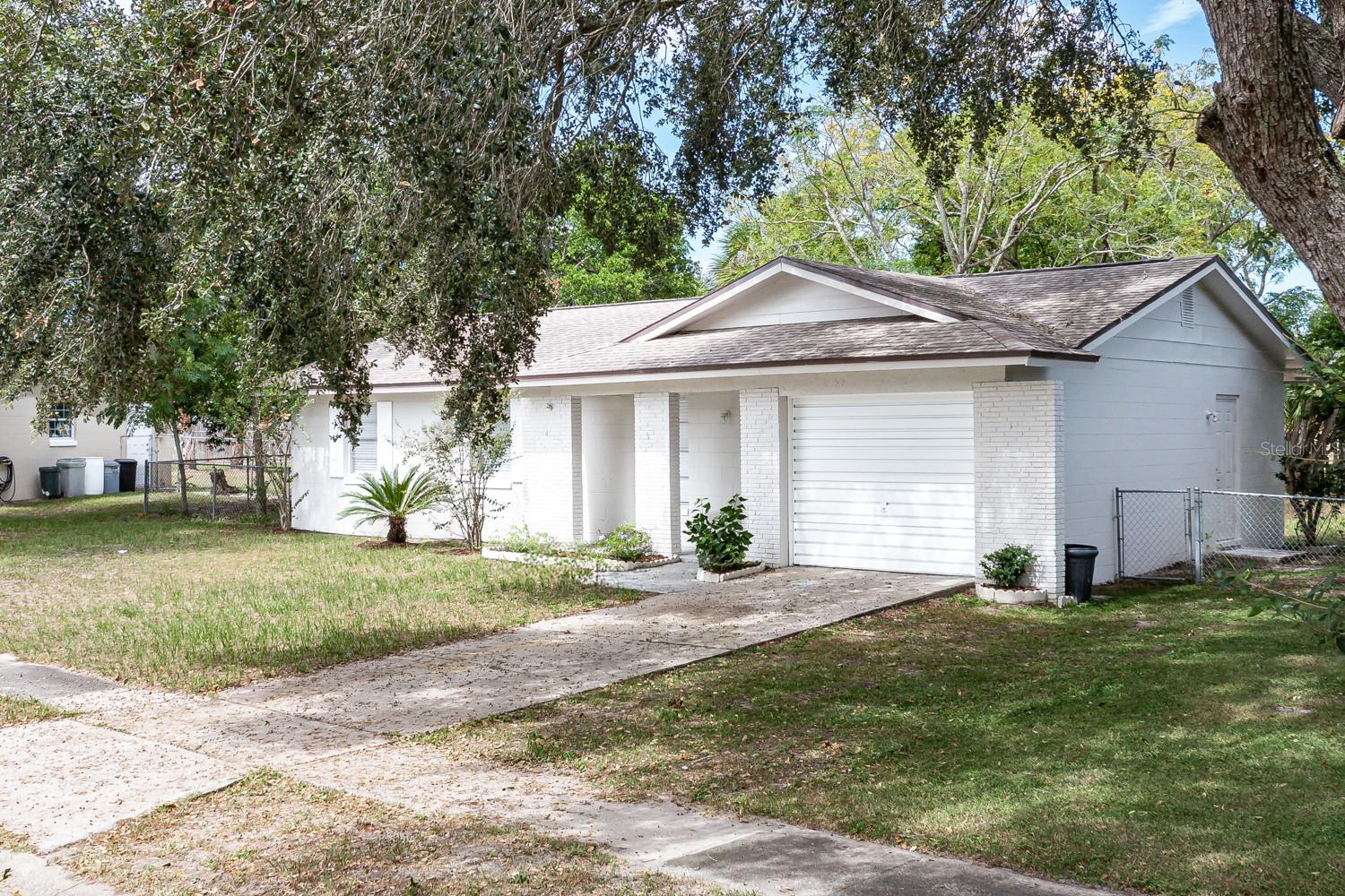 610 E Helm Way Property Photo 2