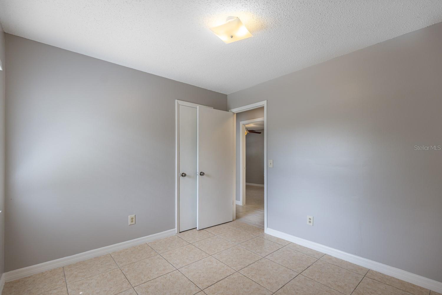610 E Helm Way Property Photo 20