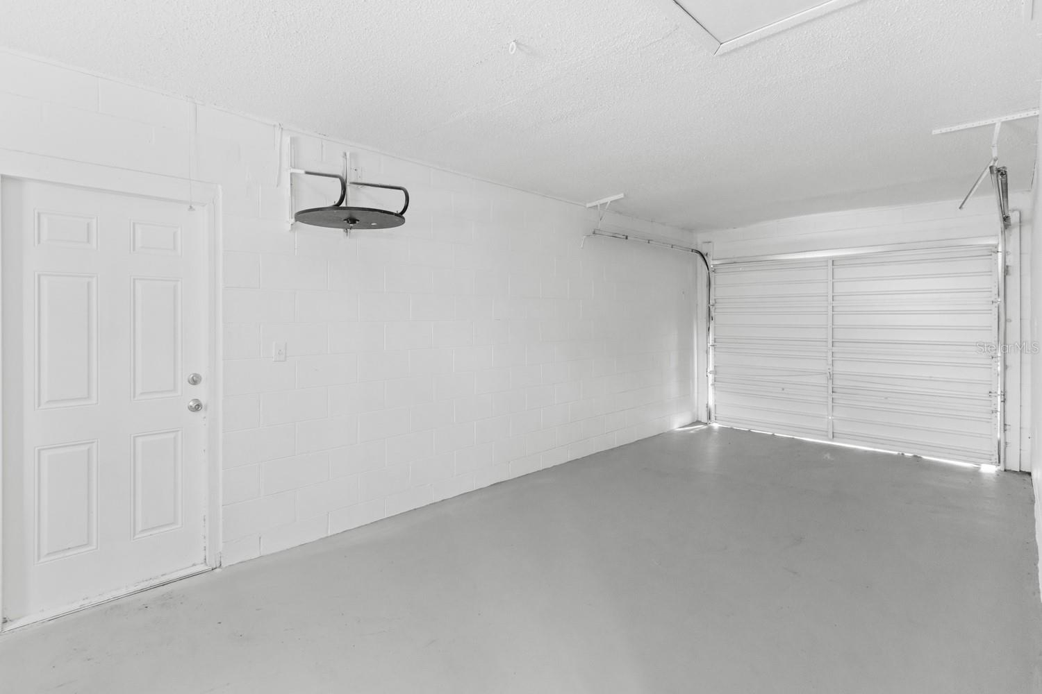 610 E Helm Way Property Photo 23
