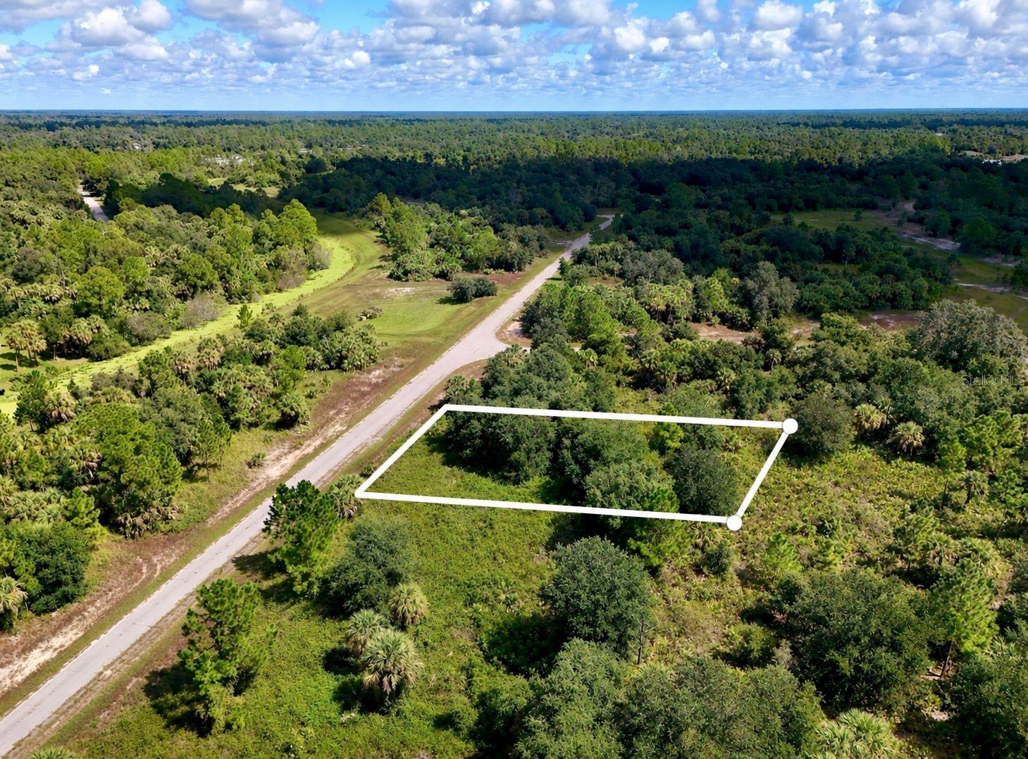 Winterville Cir Property Photo 2