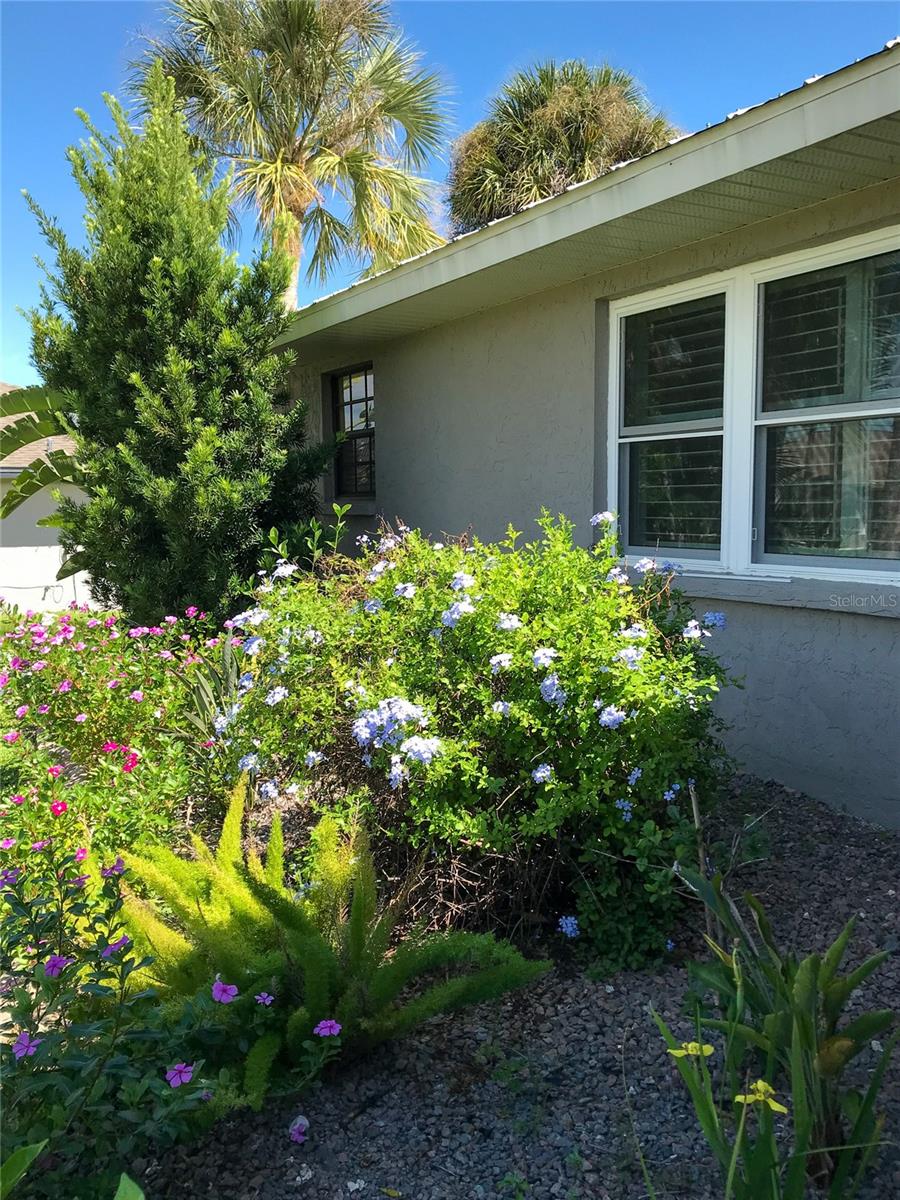 18663 Macgill Ave Property Photo 7