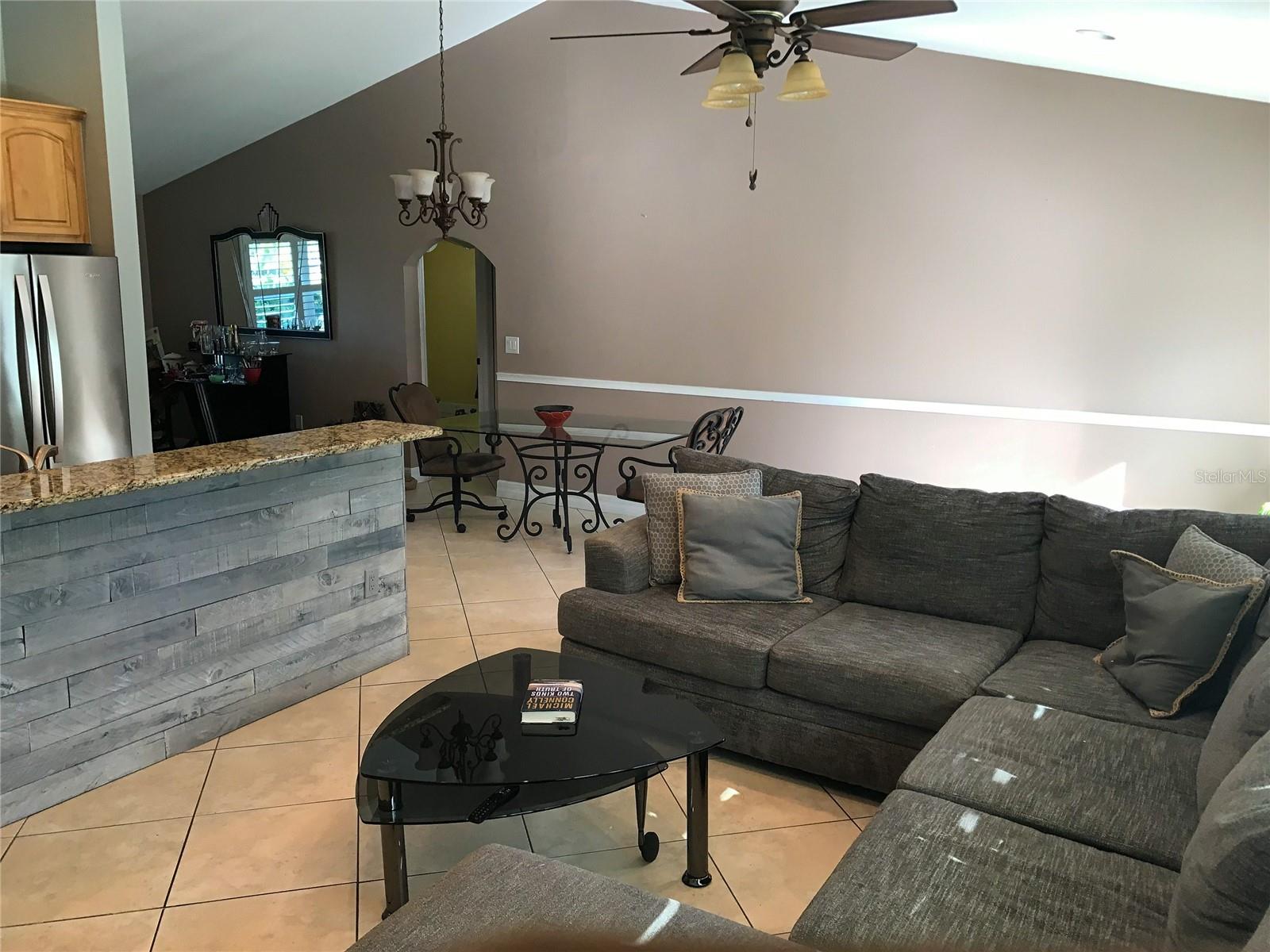 18663 Macgill Ave Property Photo 17