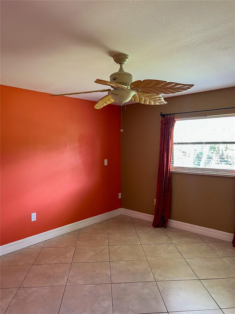 18663 Macgill Ave Property Photo 29