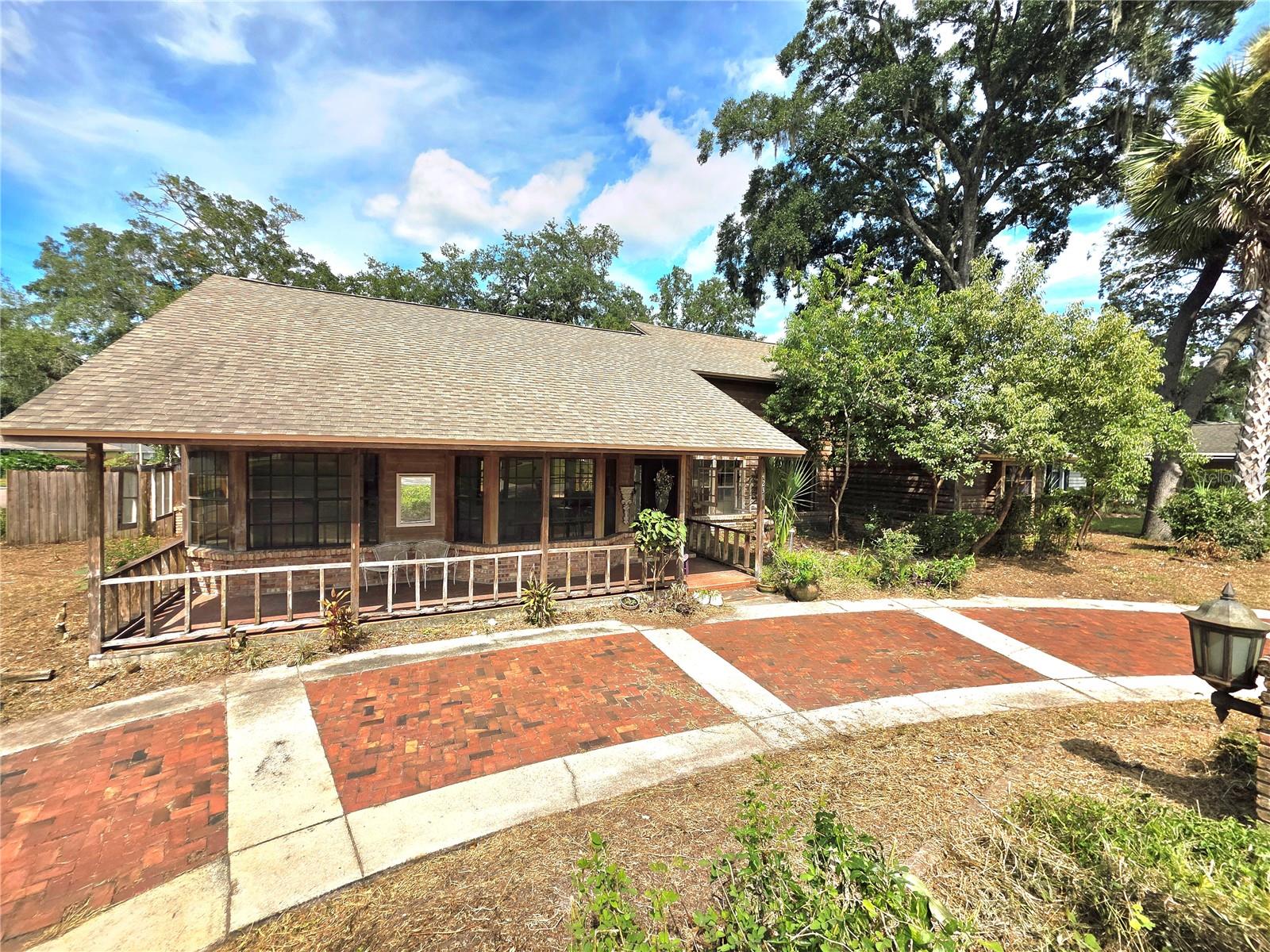 4231 Tall Tree Dr Property Photo 6